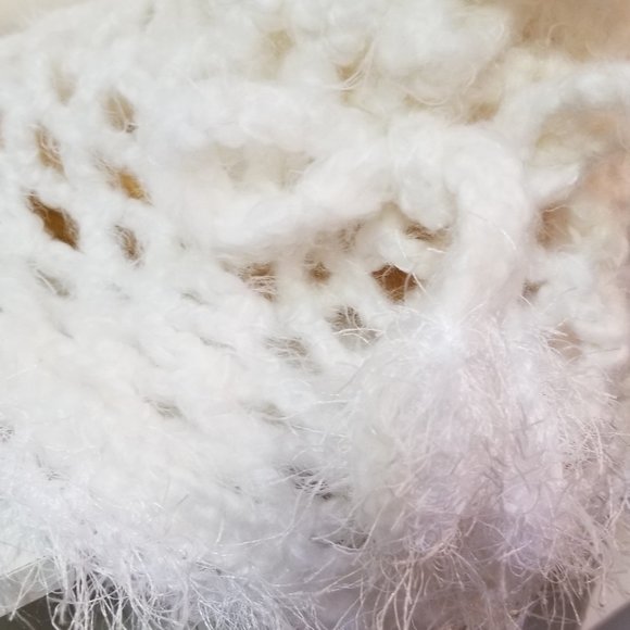 Faux fur trimmed Earwarmers, hats. infinity scarf - Picture 4 of 12